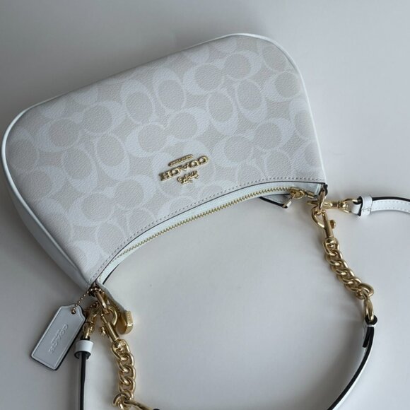 Coach Teri Shoulder Bag In Signature Canvas - Picture 6 of 9